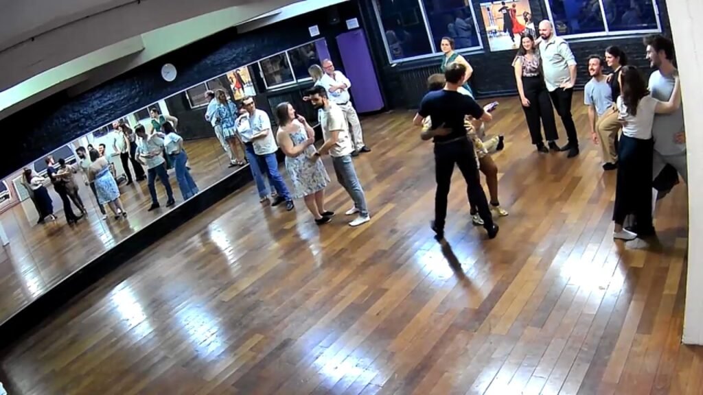 Danse de salon Initié-Inter du 30/04/2025